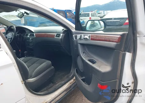 2004 Chrysler Pacifica from USA, damaged, VIN 2C8GF68474R621267